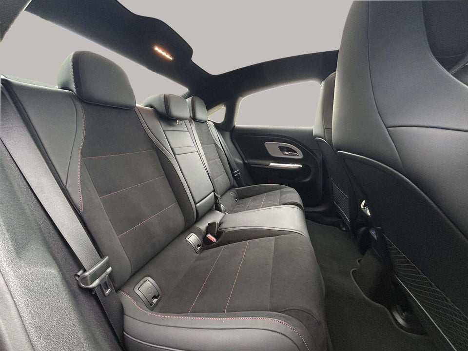 Mercedes CLA250+ EQ AMG Advance Plus 4d