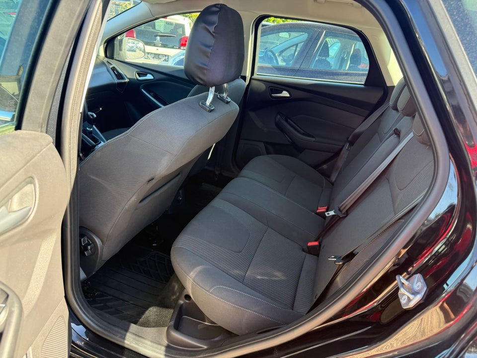 Ford Focus 1,0 SCTi 125 Titanium stc. ECO 5d