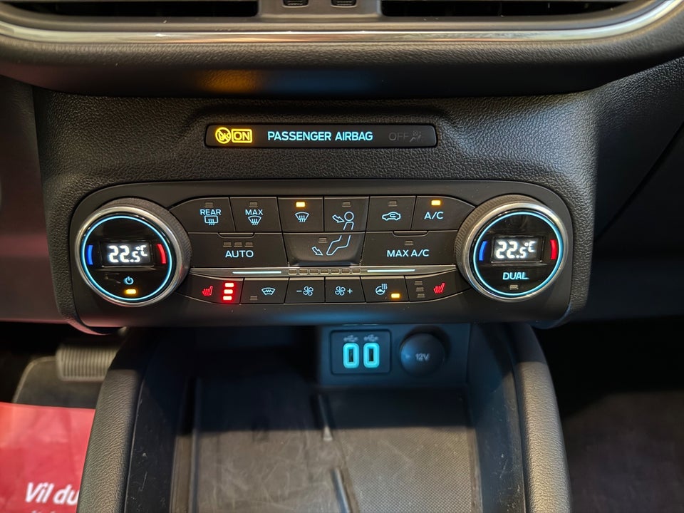 Ford Kuga 2,5 PHEV Vignale CVT 5d