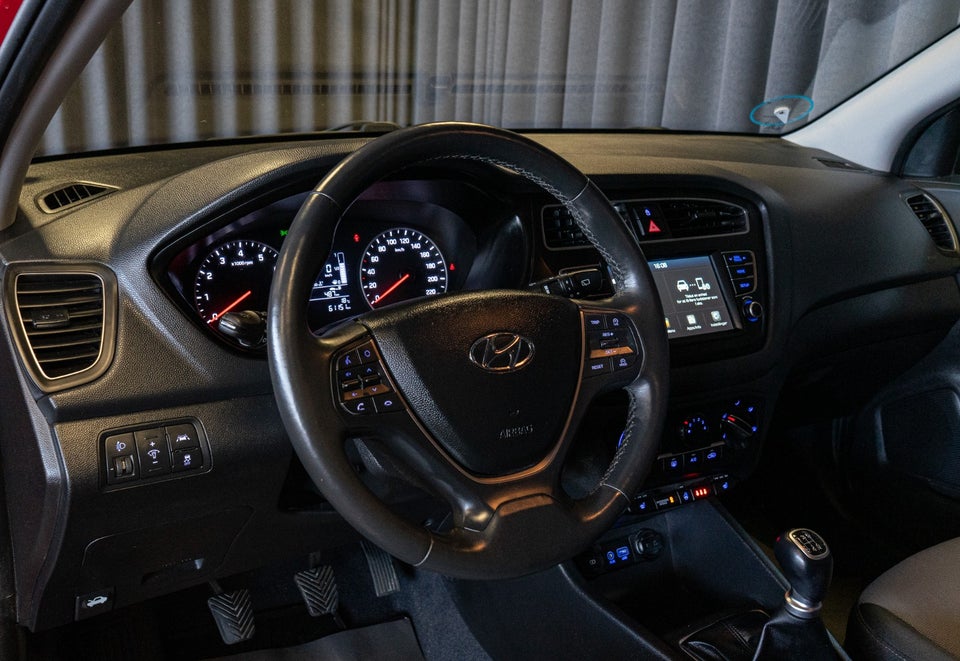 Hyundai i20 1,25 Style 5d