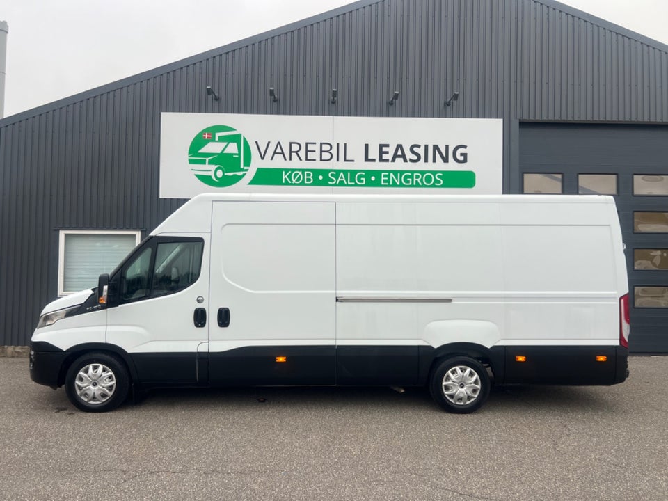 Iveco Daily 2,3 35S16 16m³ Van