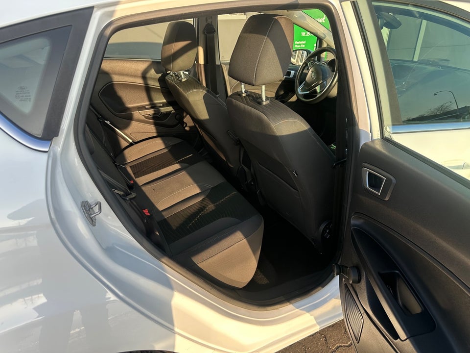 Ford Fiesta 1,0 65 Titanium 3d