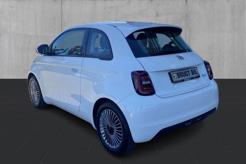 Fiat 500e 42 Icon 3d