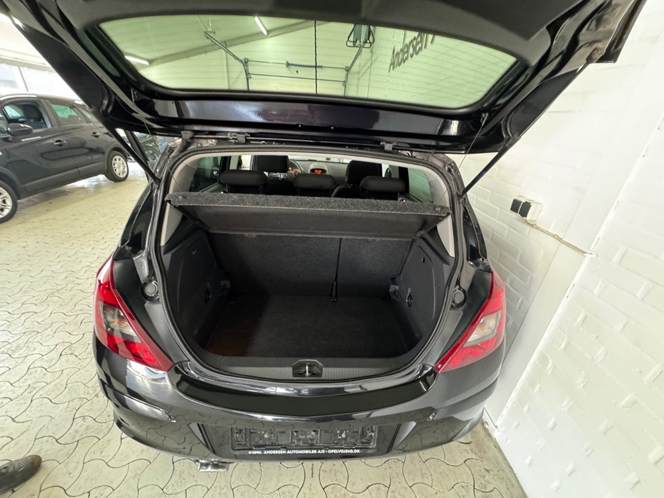 Opel Corsa 1,4 16V Sport 5d