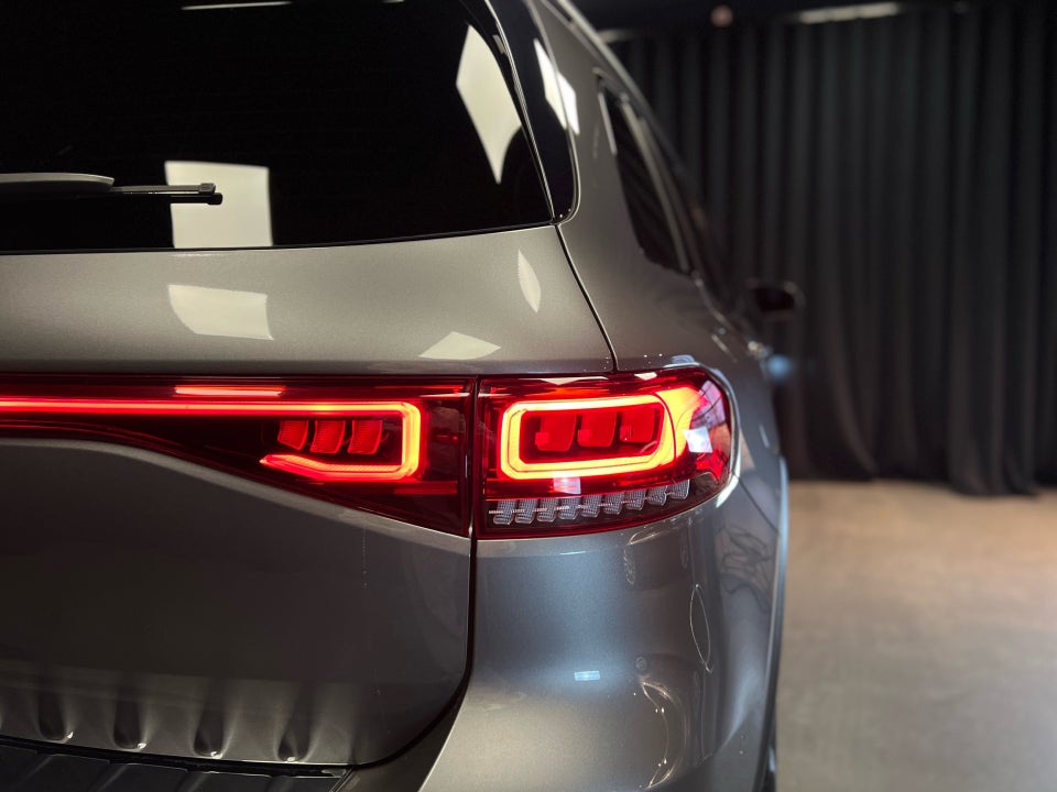 Mercedes EQB250+ AMG Line 5d