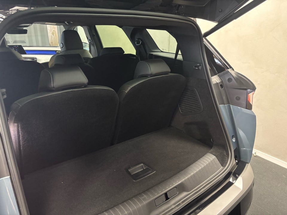 Peugeot e-5008 77 GT 7prs 5d