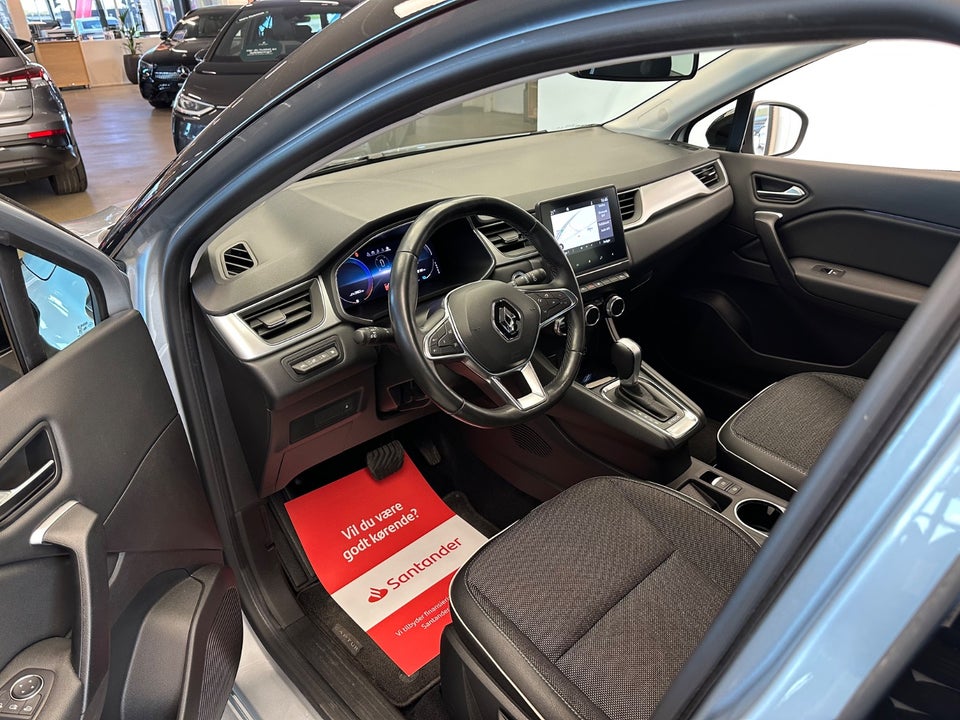 Renault Captur 1,6 E-Tech Intens 5d