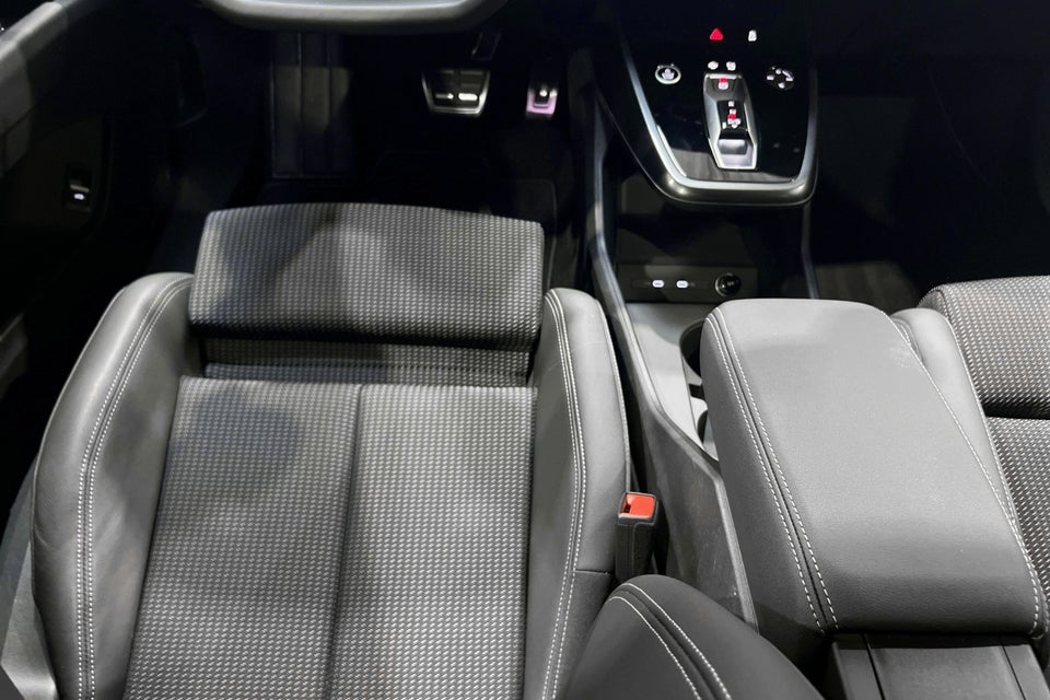 Audi Q4 e-tron 45 Progress 5d