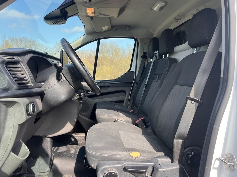 Ford Transit Custom 300 L2 2,0 TDCi 130 Trend