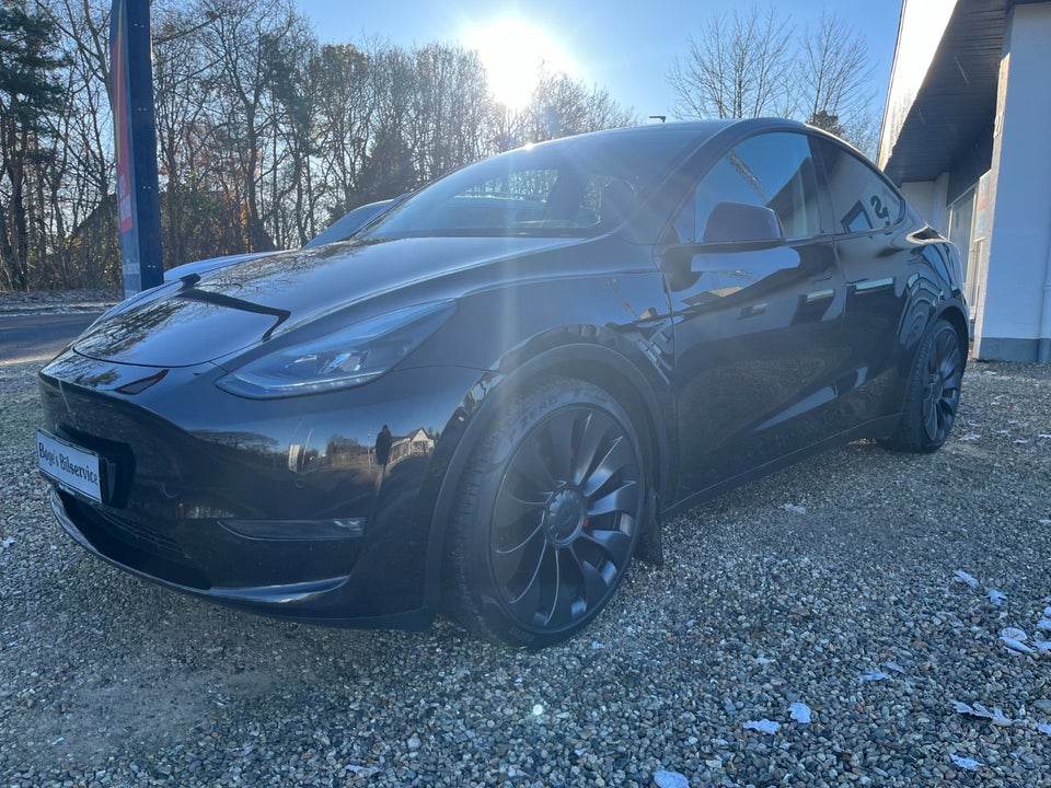 Tesla Model Y Performance AWD 5d