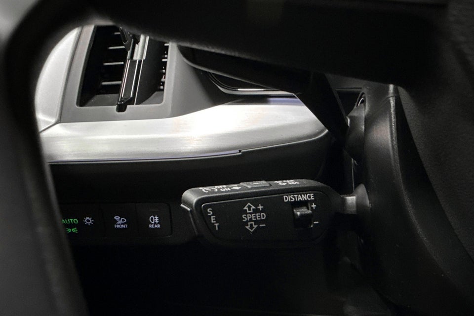Audi Q4 e-tron performance 5d