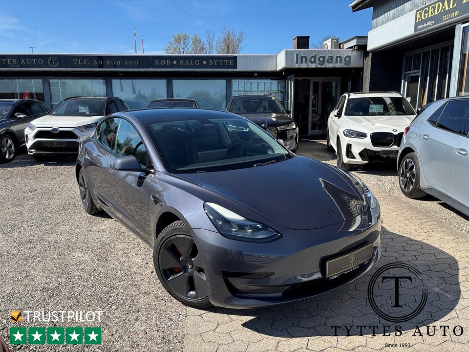 Tesla Model 3 Standard Range+ RWD 4d