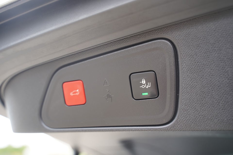 Peugeot 3008 1,6 Hybrid Allure Pack EAT8 5d