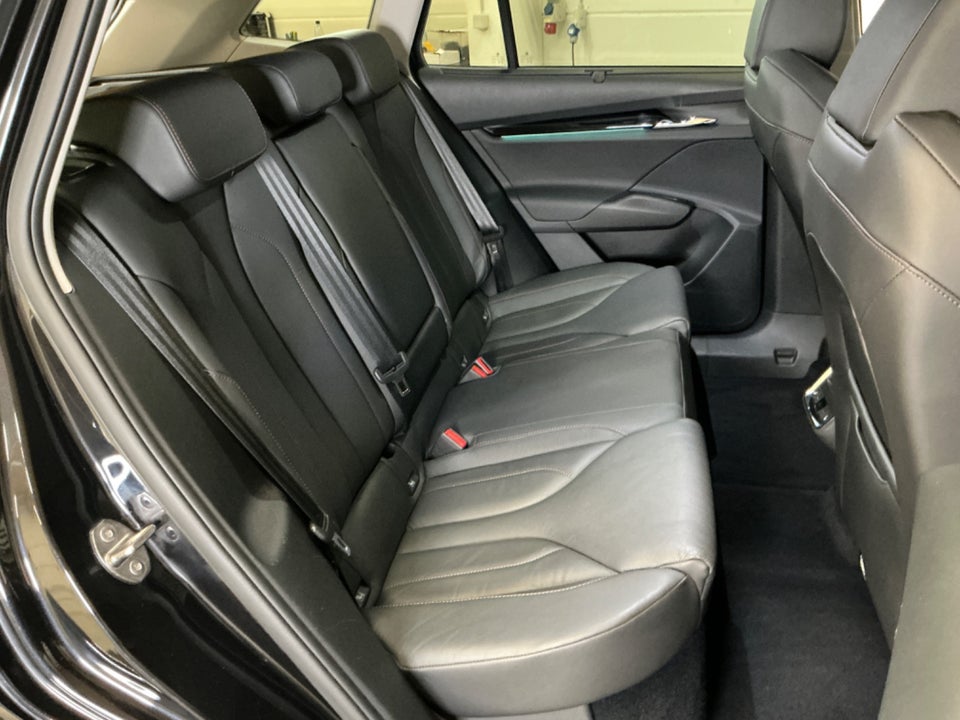 Skoda Enyaq 80 iV Suite First Edition 5d