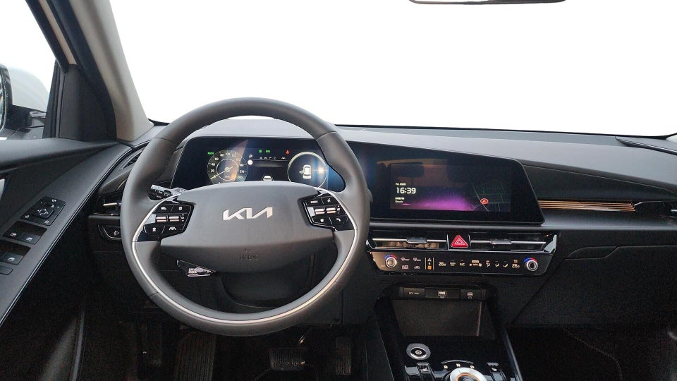 Kia Niro 64 EV Prestige 5d