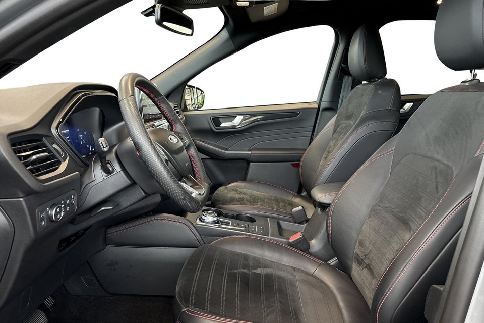Ford Kuga 2,5 PHEV ST-Line CVT 5d
