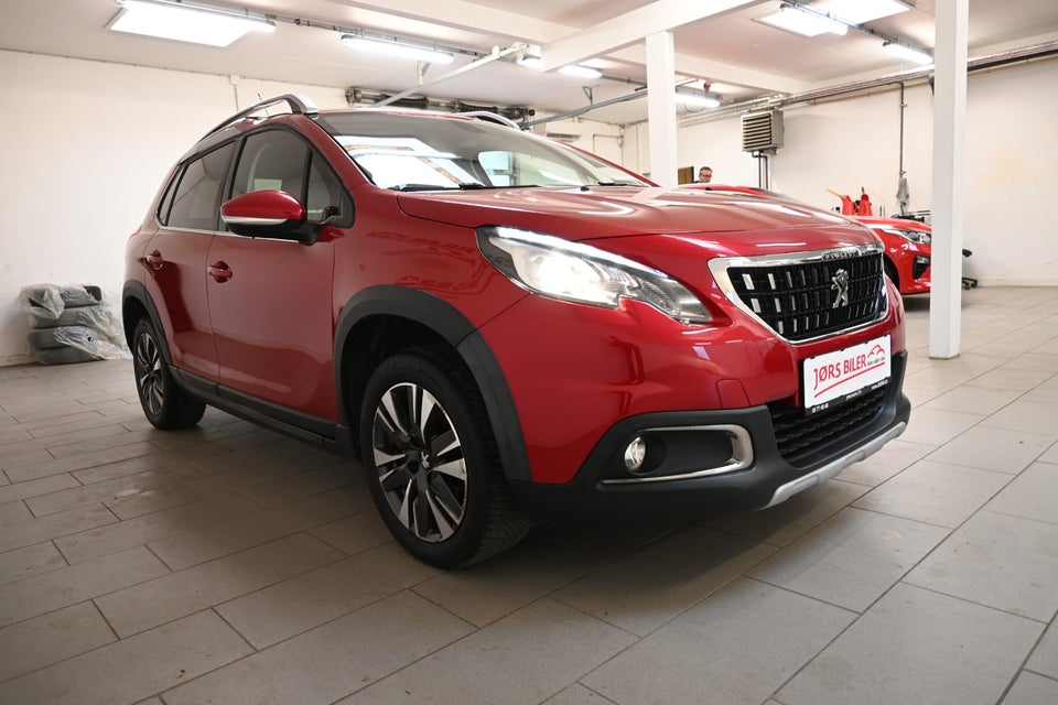 Peugeot 2008 1,6 BlueHDi 100 Allure 5d