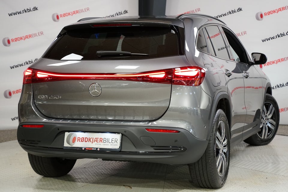 Mercedes EQA250+ Electric Art 5d