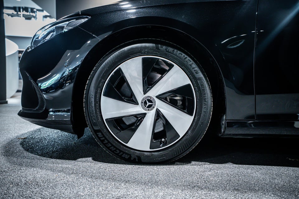 Mercedes CLA250+ electric Progressive Advance Plus 4d