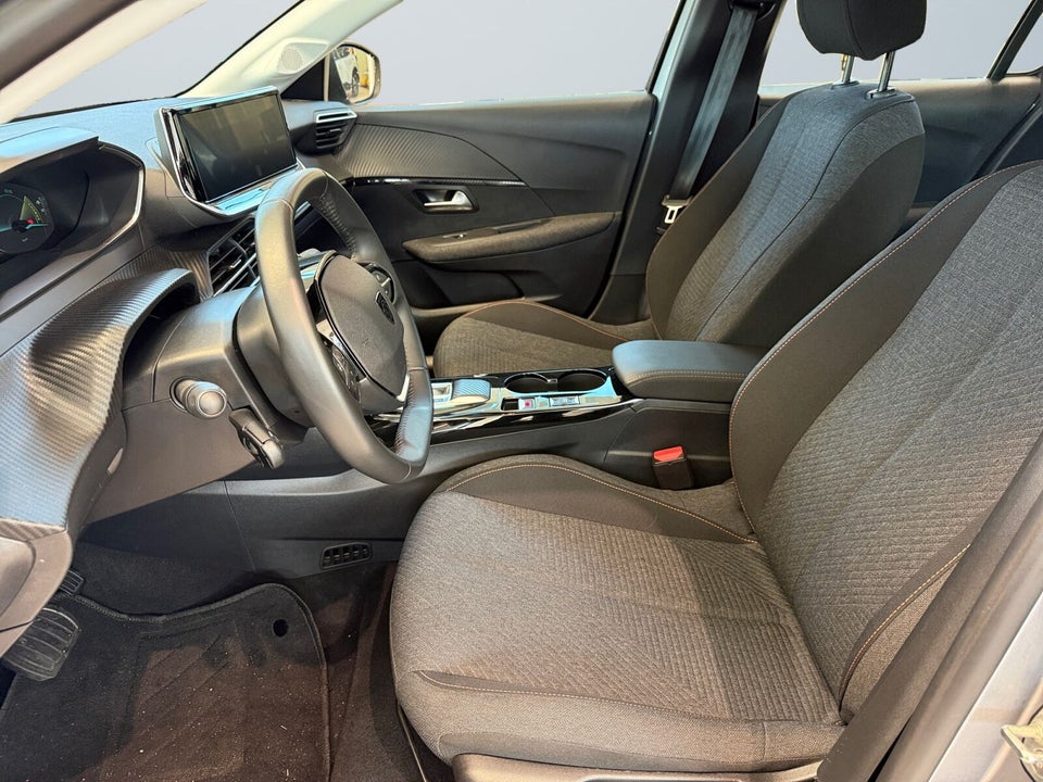 Peugeot e-208 50 Style 5d