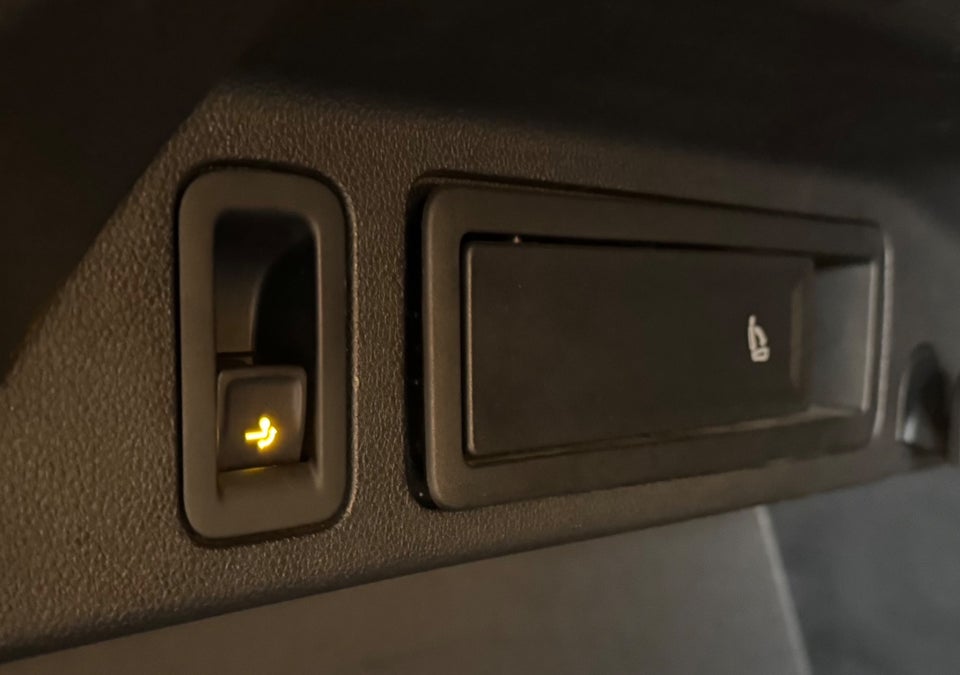 VW Tiguan 2,0 TDi 240 R-line DSG 4Motion 5d