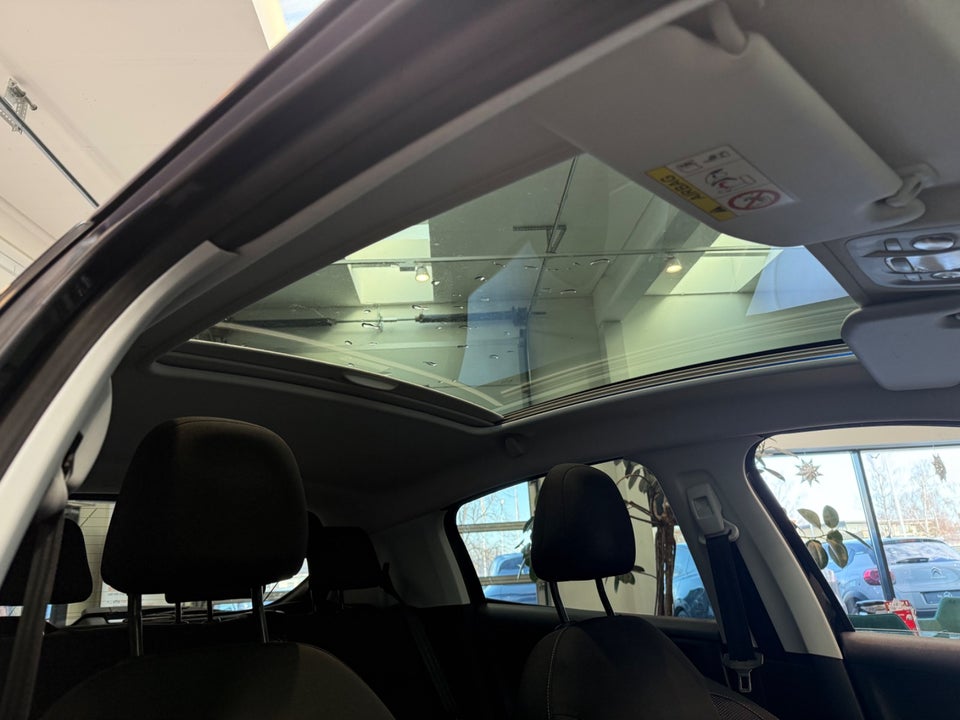 Peugeot 208 1,6 BlueHDi 100 Allure Sky 5d