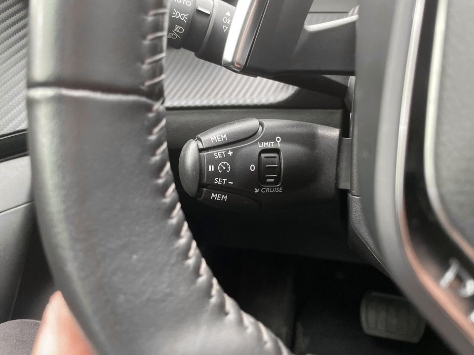 Peugeot 2008 1,2 PureTech 130 Active Pack EAT8 5d