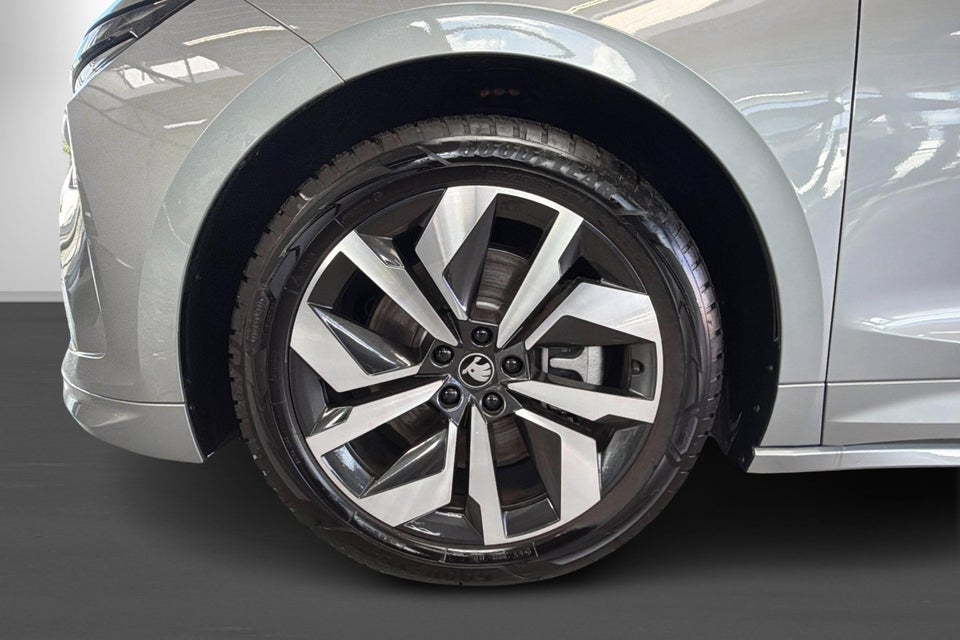 Skoda Enyaq 85 iV Sportline Advanced 5d