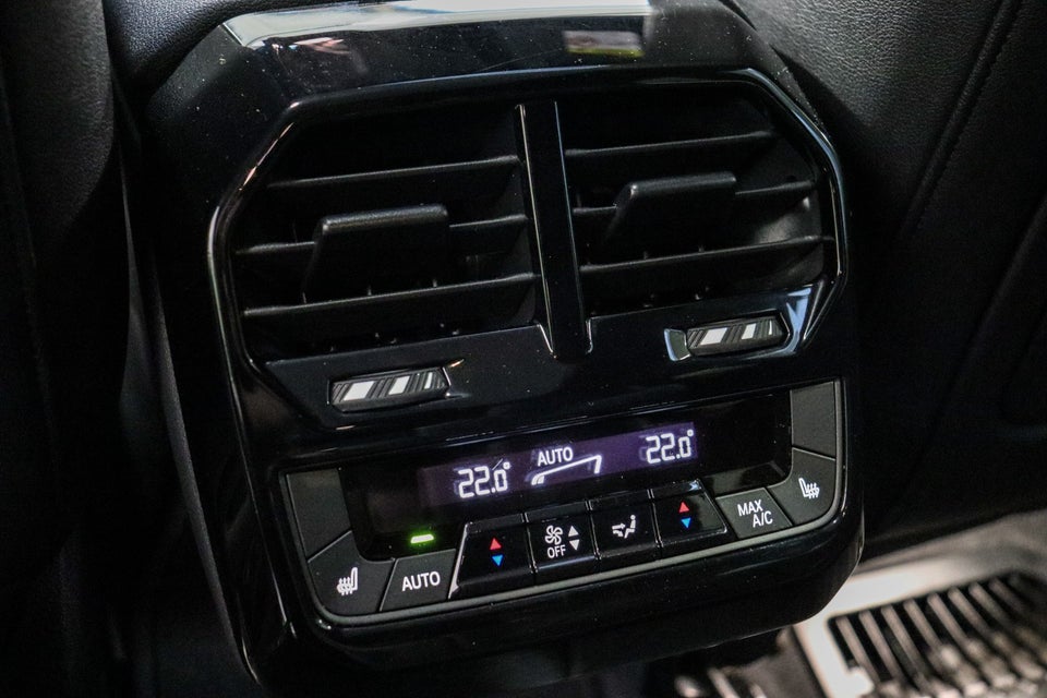 BMW iX xDrive40 M-Sport 5d