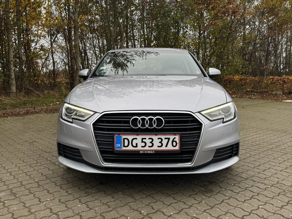 Audi A3 1,6 TDi 110 Sportback 5d