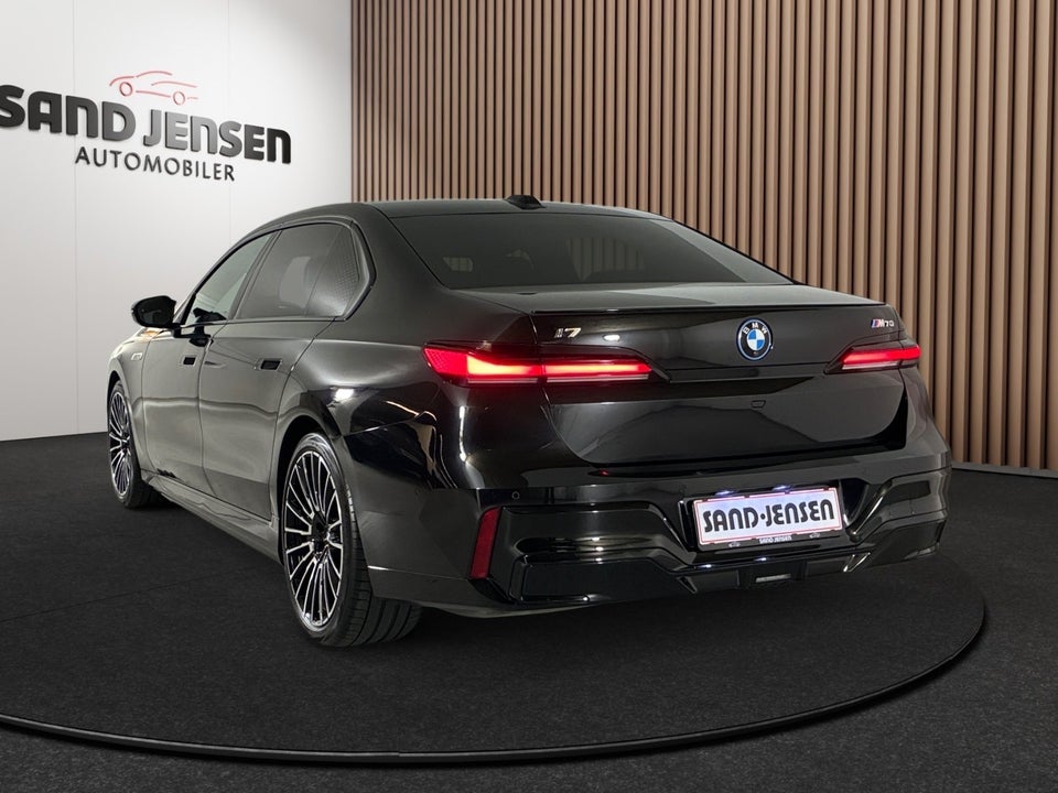 BMW i7 M70 M-Sport Pro Performance xDrive 4d
