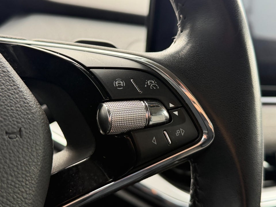 Skoda Enyaq 80 iV Loft 5d