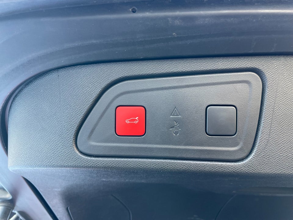 Citroën C5 Aircross 1,6 Hybrid Shine Sport EAT8 5d