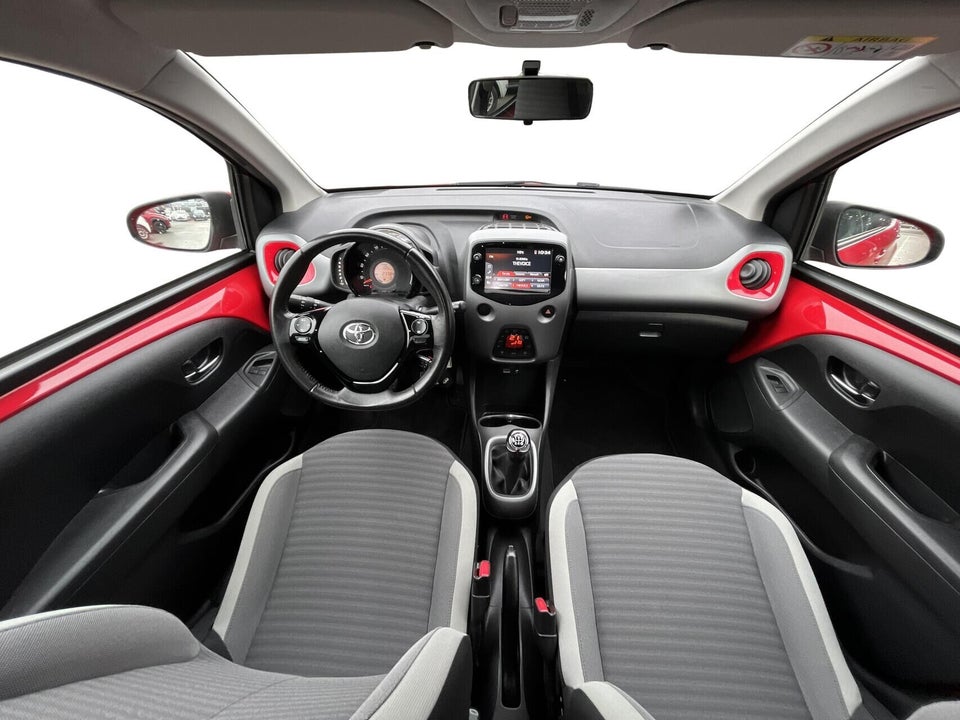 Toyota Aygo 1,0 VVT-i x-pression 5d