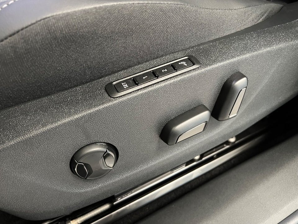 Skoda Enyaq 85 iV Premium 5d