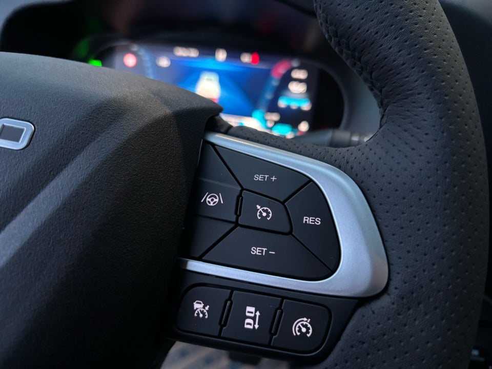 Iveco Daily 3,0 35S18 4100mm Box m/lift AG8