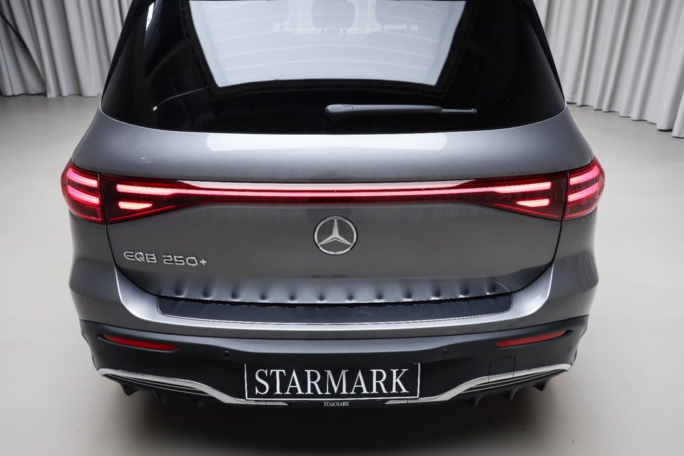 Mercedes EQB250+ AMG Premium 5d