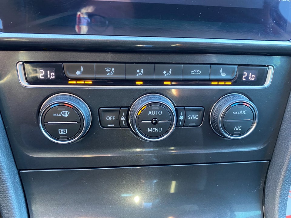 VW Golf VII 1,6 TDi 115 Comfortline Variant DSG 5d