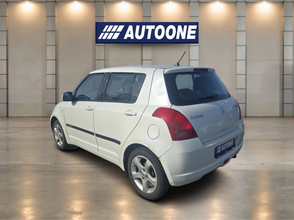 Suzuki Swift 1,3 GLS 5d