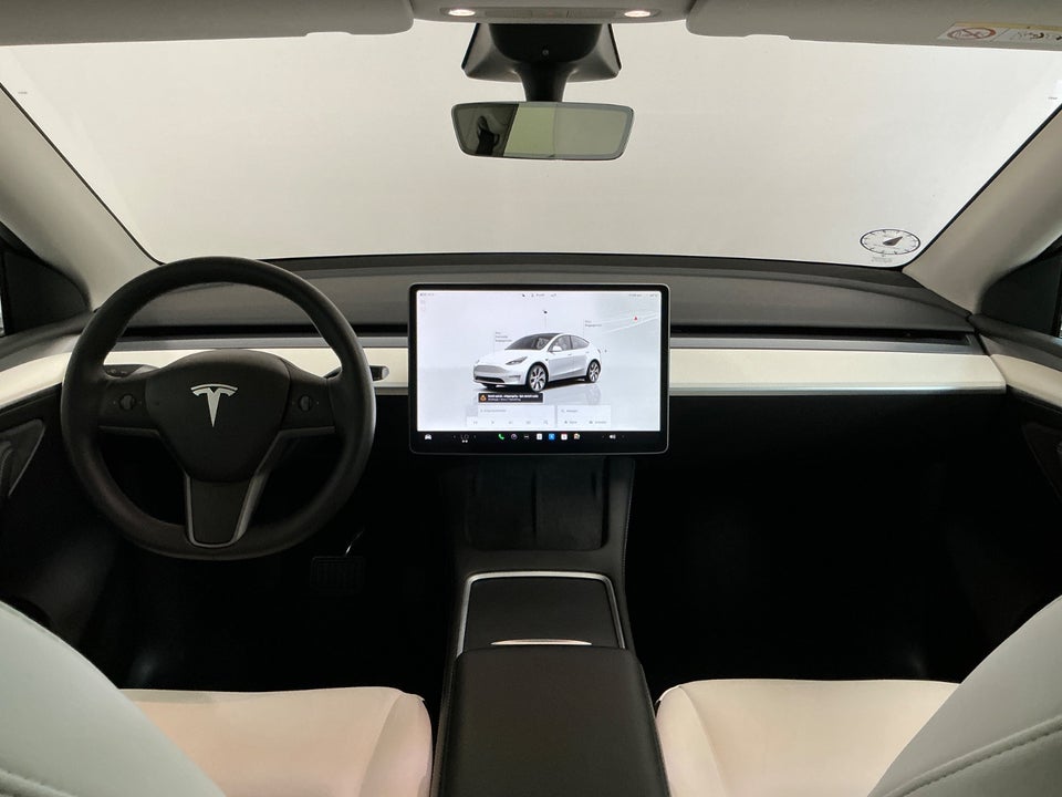 Tesla Model Y Long Range AWD 5d