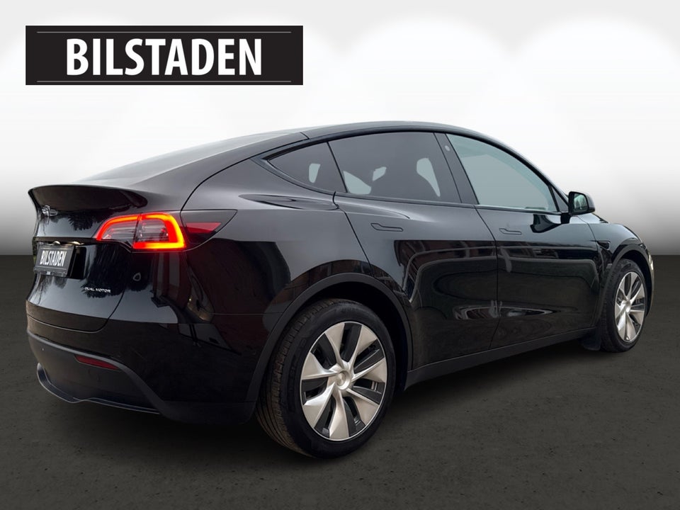 Tesla Model Y Long Range AWD 5d