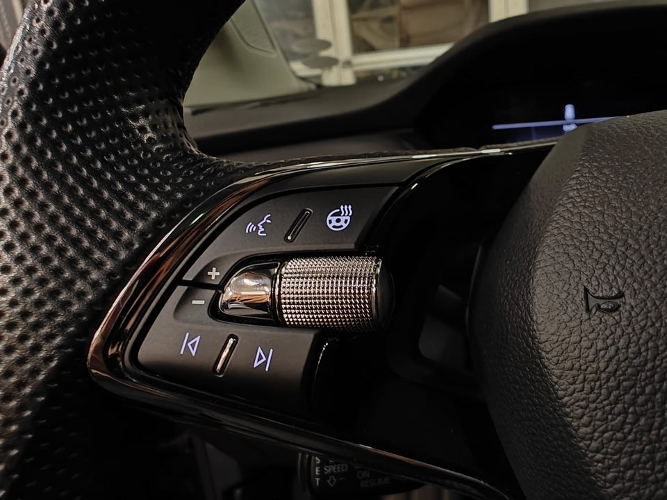 Skoda Enyaq 80 iV Plus Suite 5d