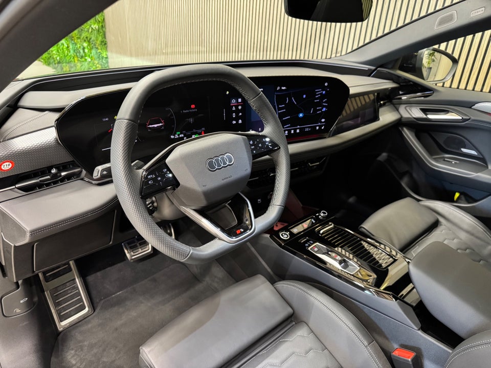 Audi A6 e-tron Ultra Avant quattro 5d