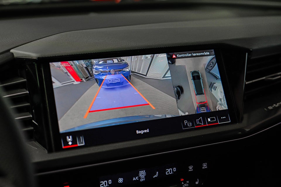 Audi Q4 e-tron 45 S-line quattro 5d