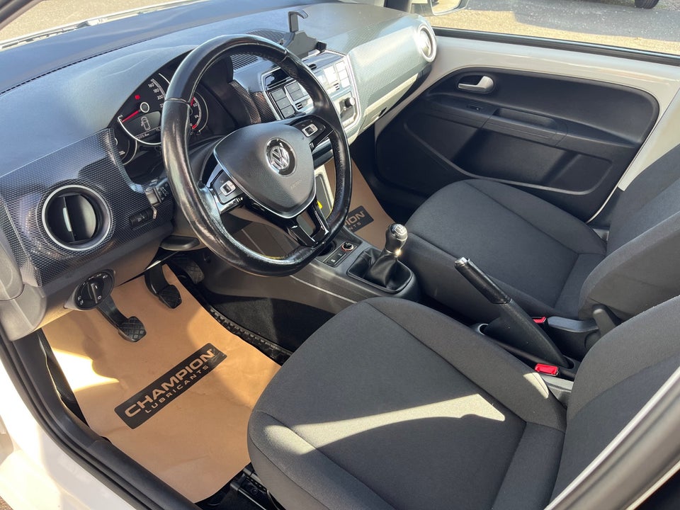 VW Up! 1,0 MPi 60 Move Up! BMT 5d