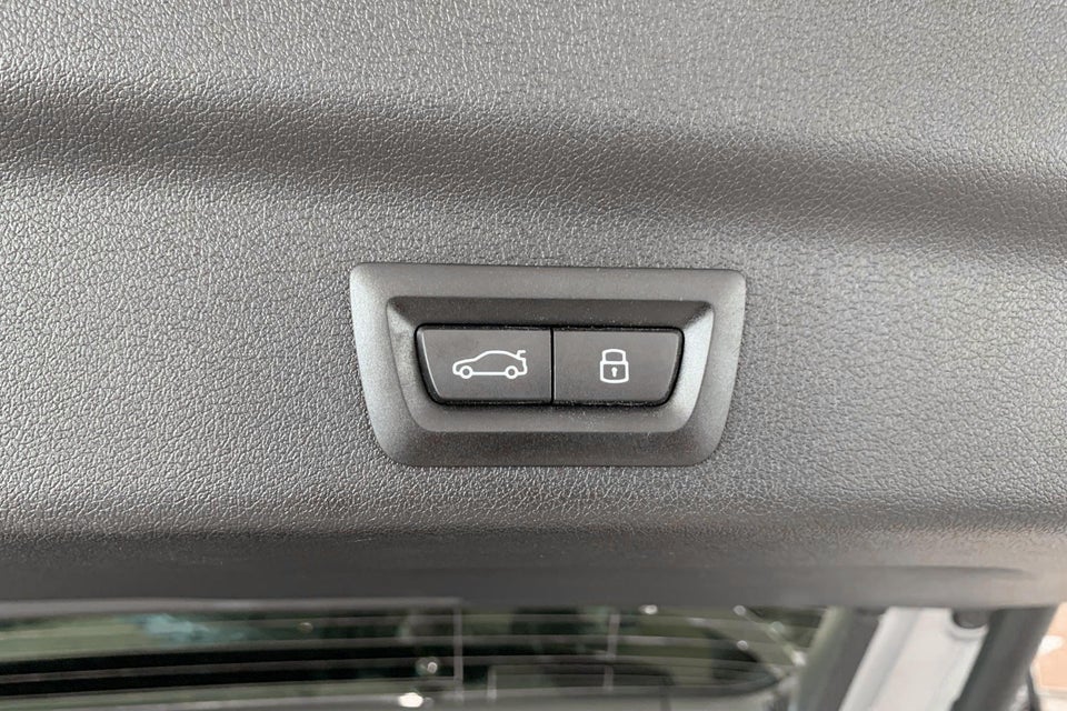 BMW iX1 eDrive20 M-Sport 5d