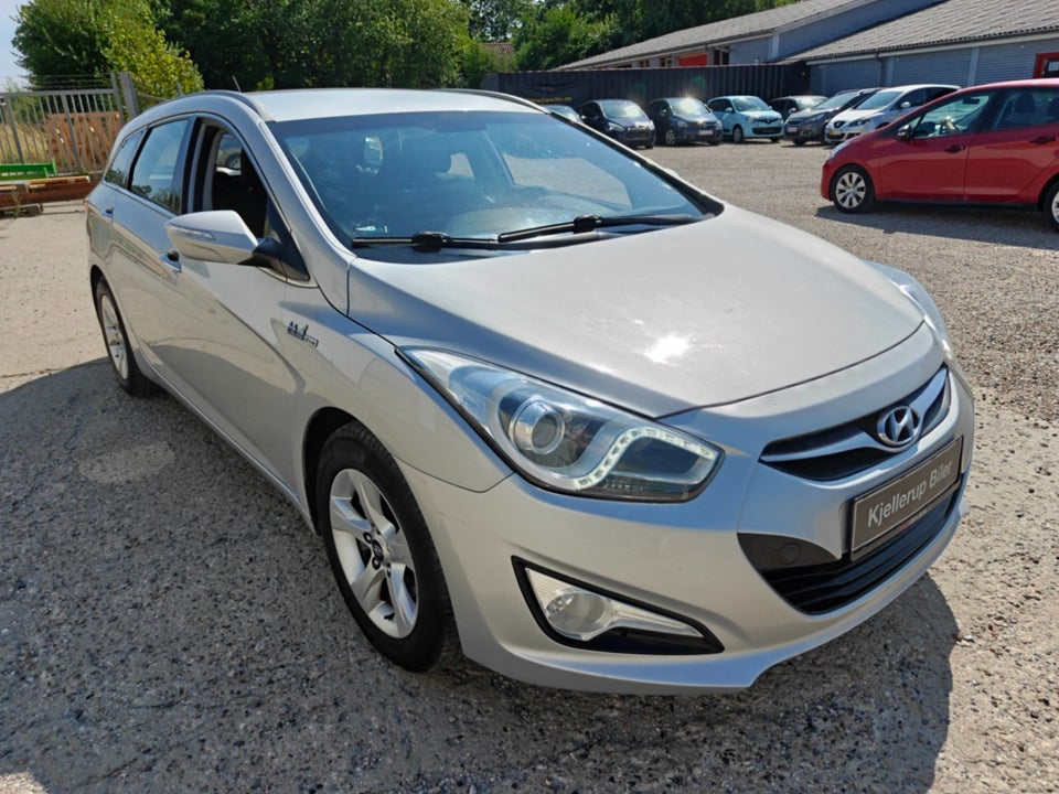 Hyundai i40 1,7 CRDi 115 Style CW 5d