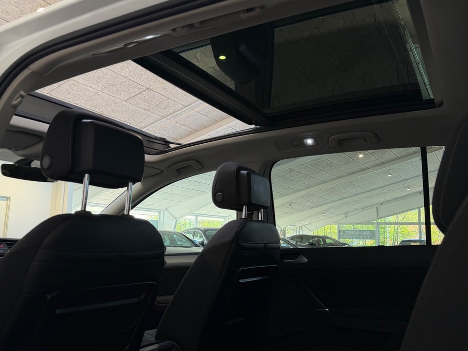 VW Touran 2,0 TDi 150 Highline DSG 7prs 5d