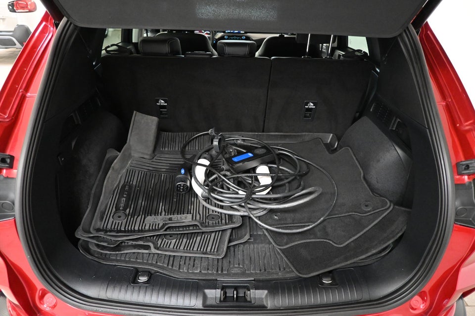 Ford Kuga 2,5 PHEV Titanium X CVT 5d