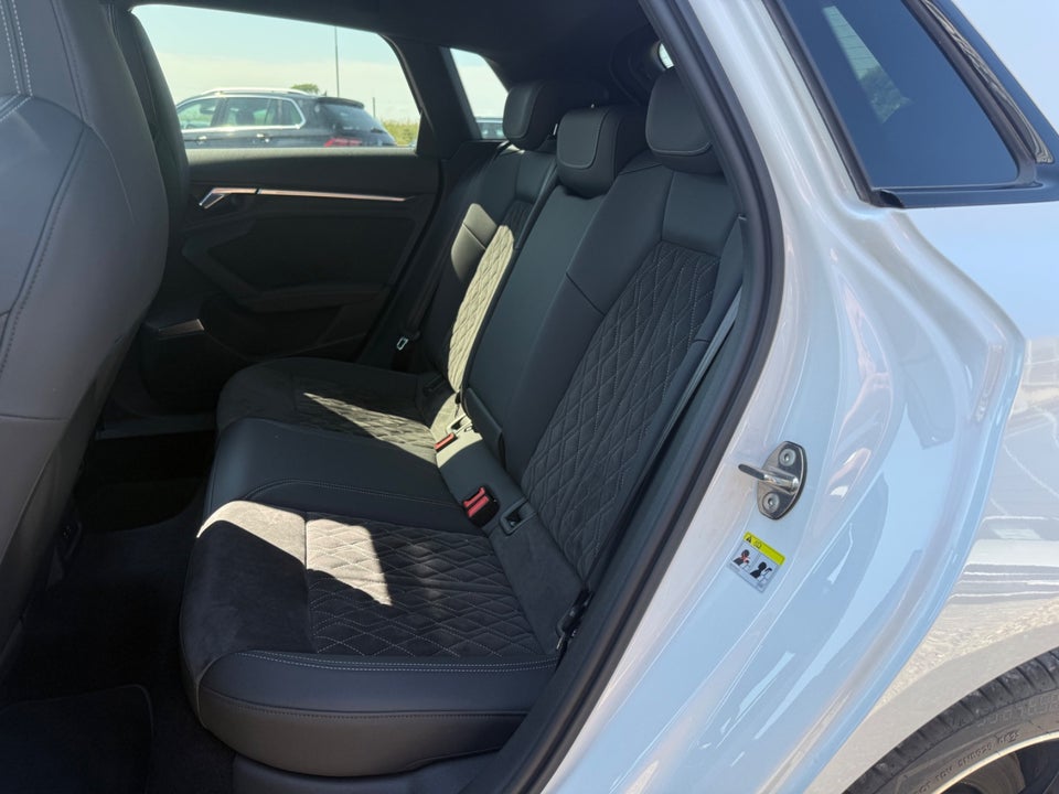 Audi A3 45 TFSi e S-line Sportback S-tr. 5d